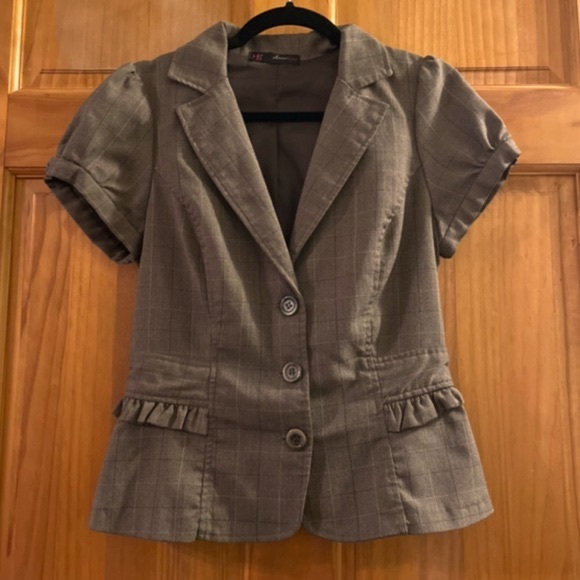 HeartSoul Ruffle Trim Short Sleeve Blazer Jacket - Picture 5 of 9